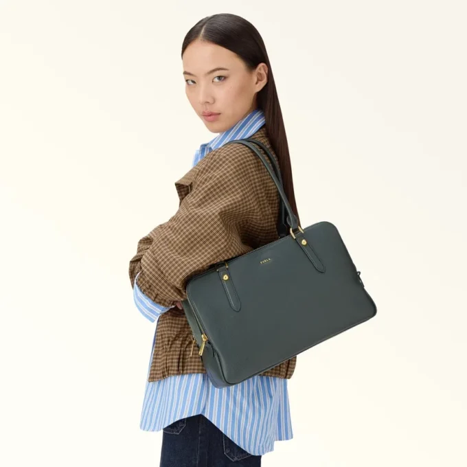 Mala Furla Giulia Boston L Mala Furla Giulia Boston L