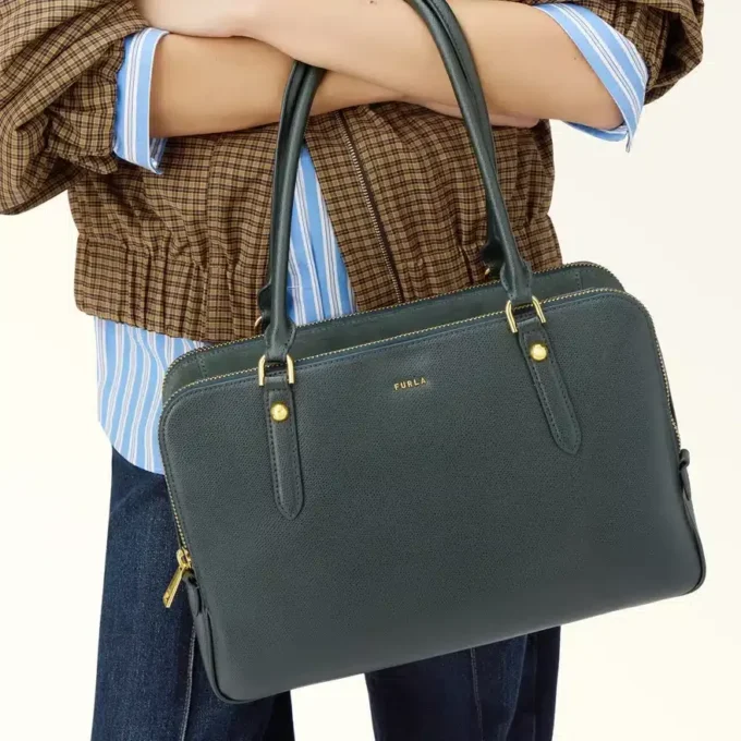 Mala Furla Giulia Boston L Mala Furla Giulia Boston L