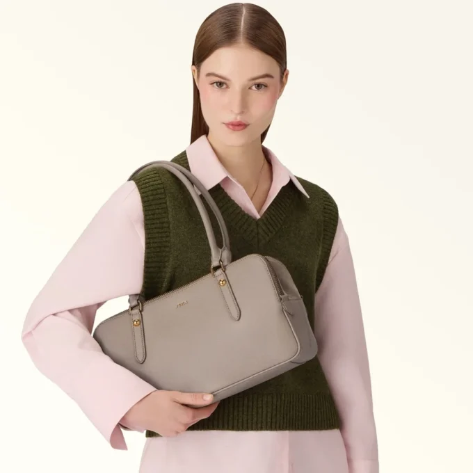 Mala Furla Giulia Boston M Mala Furla Giulia Boston M