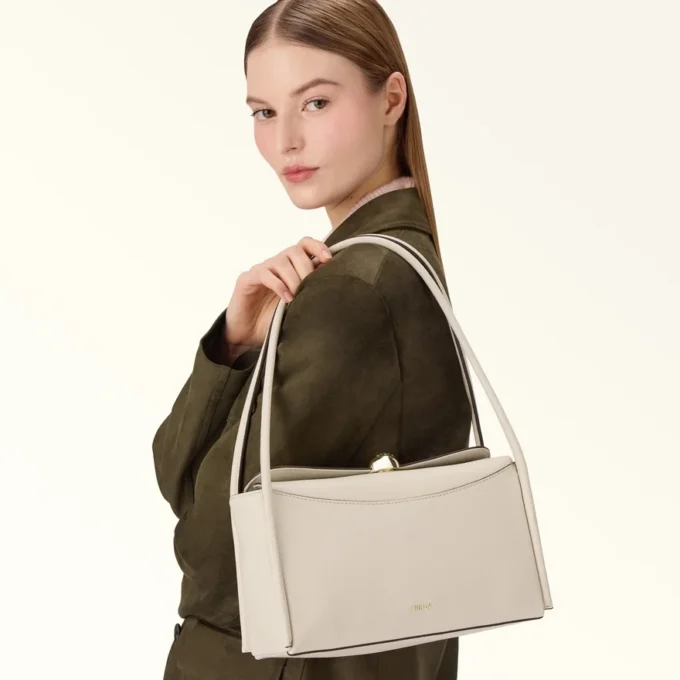 Mala Furla Nicole Boston M Mala Furla Nicole Boston M